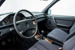 mercedes-w124-venta-995-km-9-1024x576